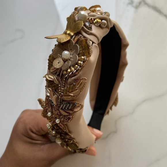 Gold Butterfly Floral Faux Pearl Turban Headband - Picture 3 of 7